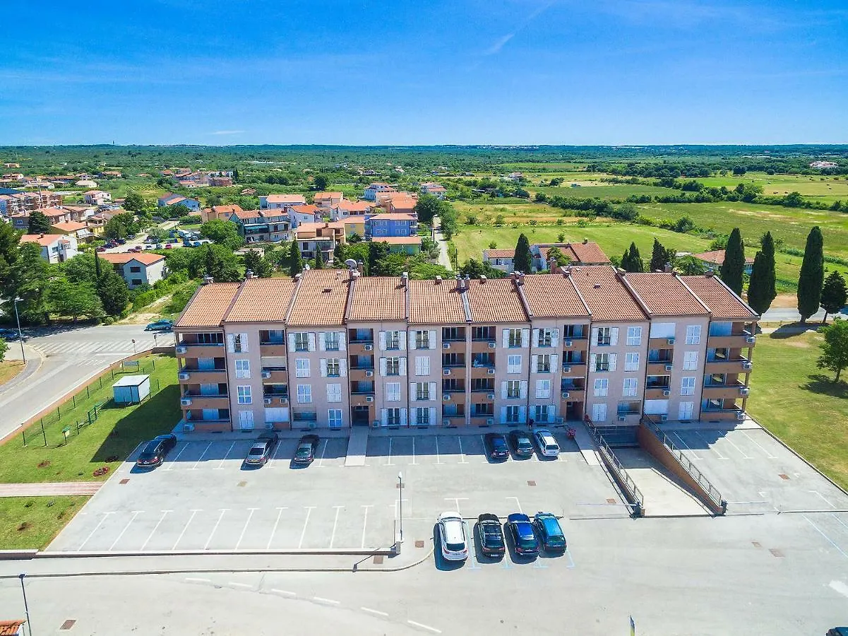 Adriatic Apartments Fažana
